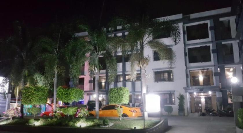 Super Oyo Capital O 786 Kwe Hotel And Resort Angeles Luaran gambar